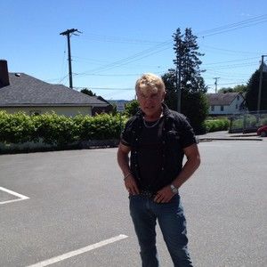 Meet your Posher, Mark